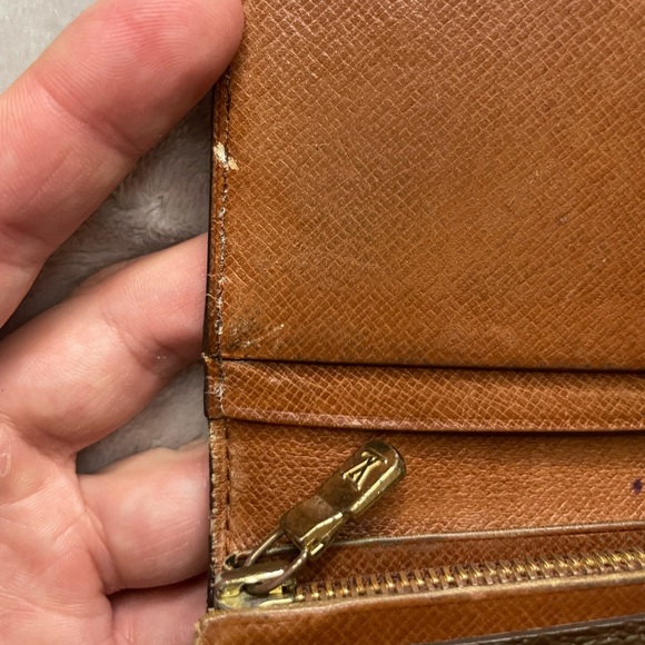 Louis Vuitton Monogram Tresor Wallet - Picture 8 of 14